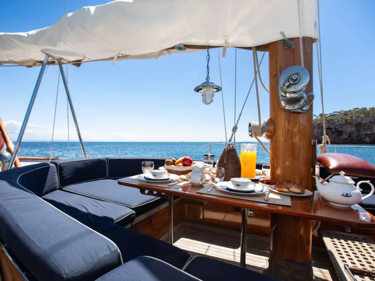 Hire a Abeking & Rasmussen GAEL I Naples