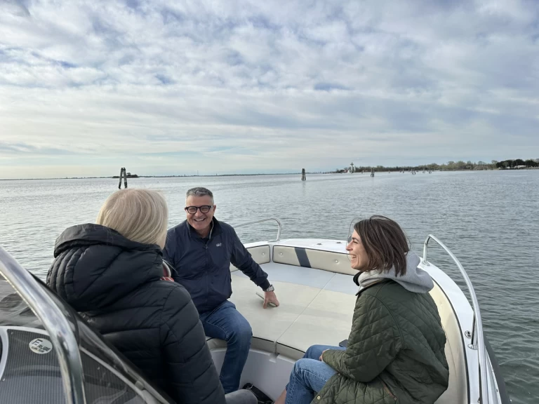 Hire Motorboat with or without skipper Brube Lido