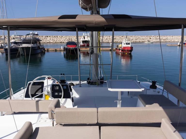Hire Catamaran with or without skipper Bali Salerno