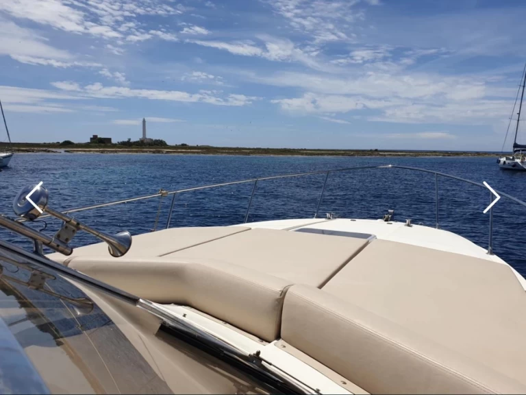 Hire Motorboat with or without skipper Ilver36 Gallipoli