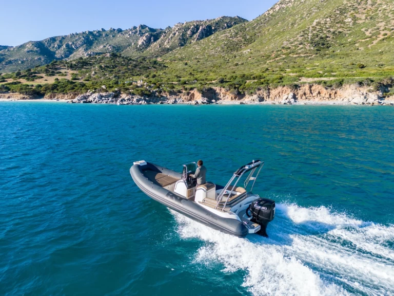 Yacht hire Mandelieu-la-Napoule cheap 62 Classic