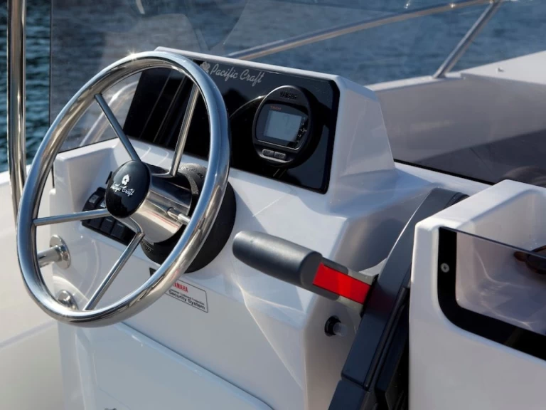 Yacht charter Mandelieu-la-Napoule - Pacific Craft 500 Open on SamBoat