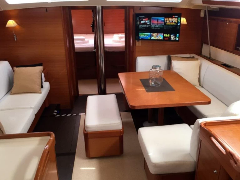 Hire a Dufour Dufour 525 Grand Large La Capte