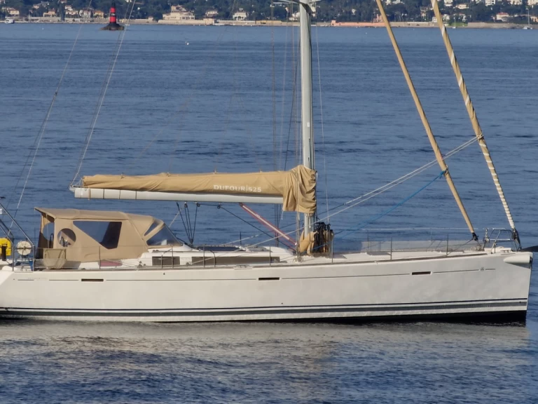 Yacht hire La Capte cheap Dufour 525 Grand Large