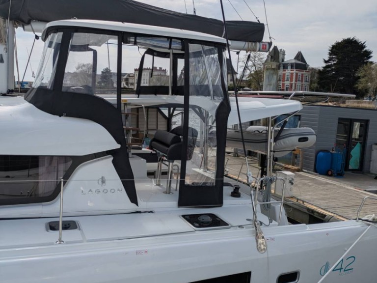 Yacht charter Mahé - Lagoon Lagoon 42 on SamBoat