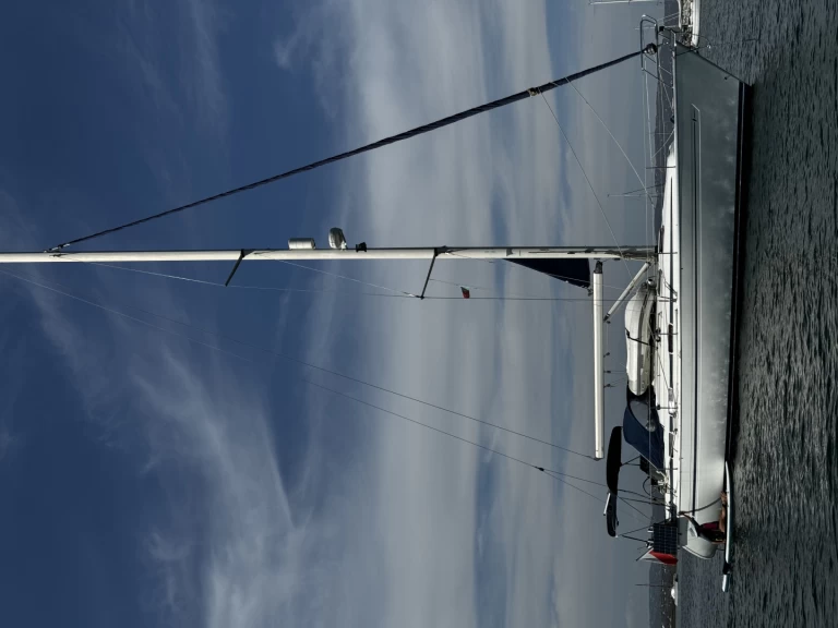 Hire Sailboat with or without skipper Bavaria Olhão