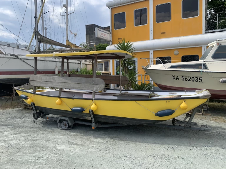 Chantier de l’Esclain SEVRIN charter bareboat or skippered in  Nantes