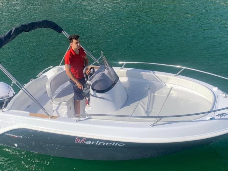 Charter a Marinello Fisherman 16 in Ajaccio on Samboat