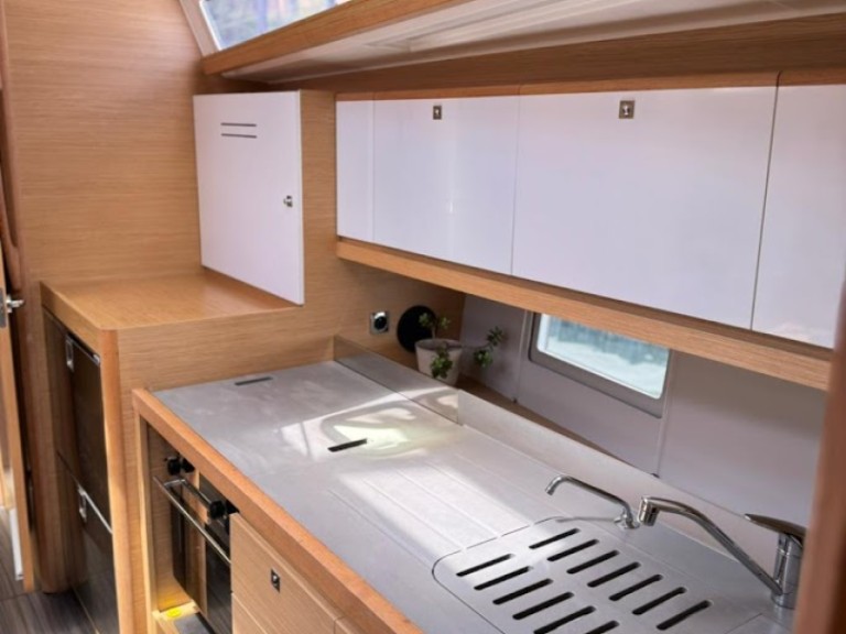 Dufour Dufour 390 charter bareboat or skippered in  Préveza