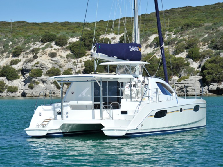 Yacht charter Mai Khao - Leopard Catamarans / Robertson & Caine Leopard 39 on SamBoat