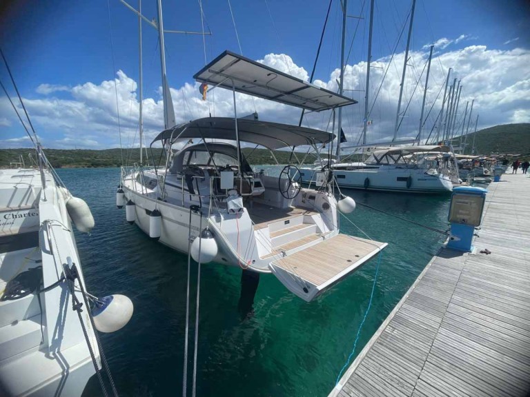 Sailboat to hire Golfo Aranci at the best price