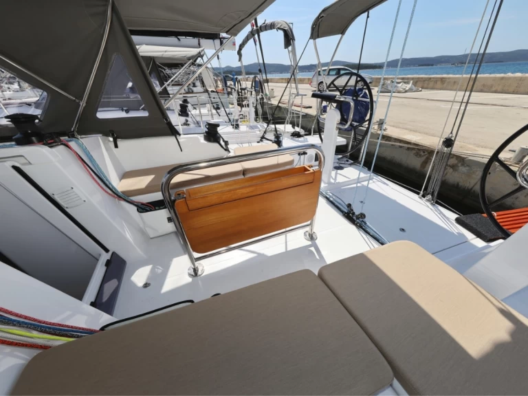 Yacht charter Biograd na Moru - Bénéteau First 36 on SamBoat