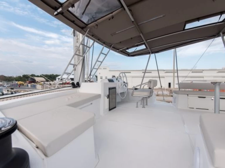 Catamaran to hire Anse Marcel at the best price