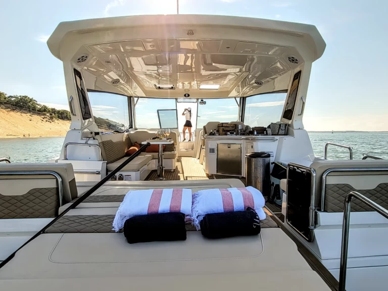 Yacht charter Montauk Harbor - Aquila Aquila 36 Sport on SamBoat