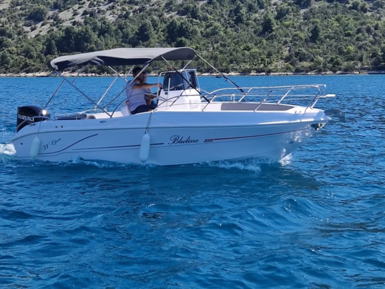 Hire Motorboat with or without skipper Bluline Trogir