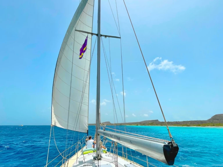 Hire Sailboat Kirie with a boat licence