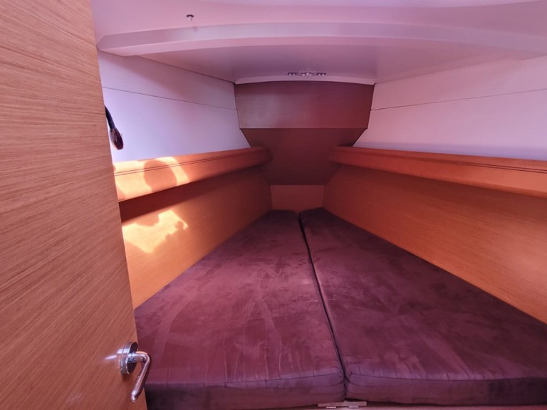 Jeanneau Sun odyssey 379 performance charter bareboat or skippered in  Saint-Quay-Portrieux
