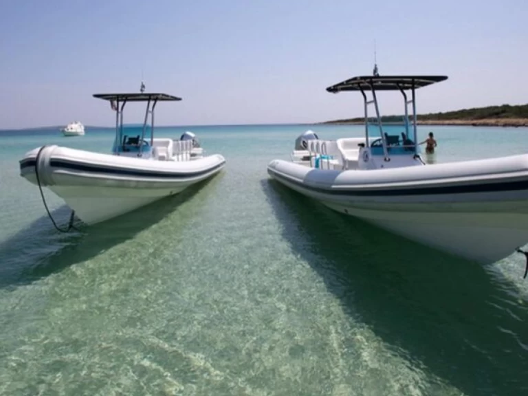 RIB hire in Hvar - Lolivul Lolivul
