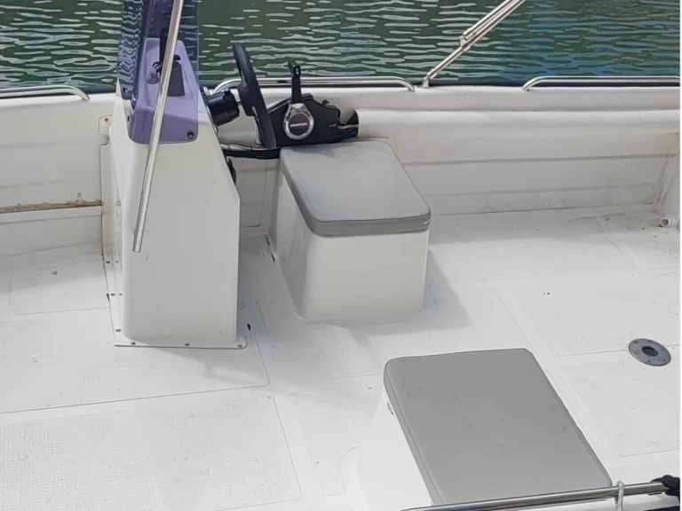 Hire a Grand Boats N585 Port Saplaya