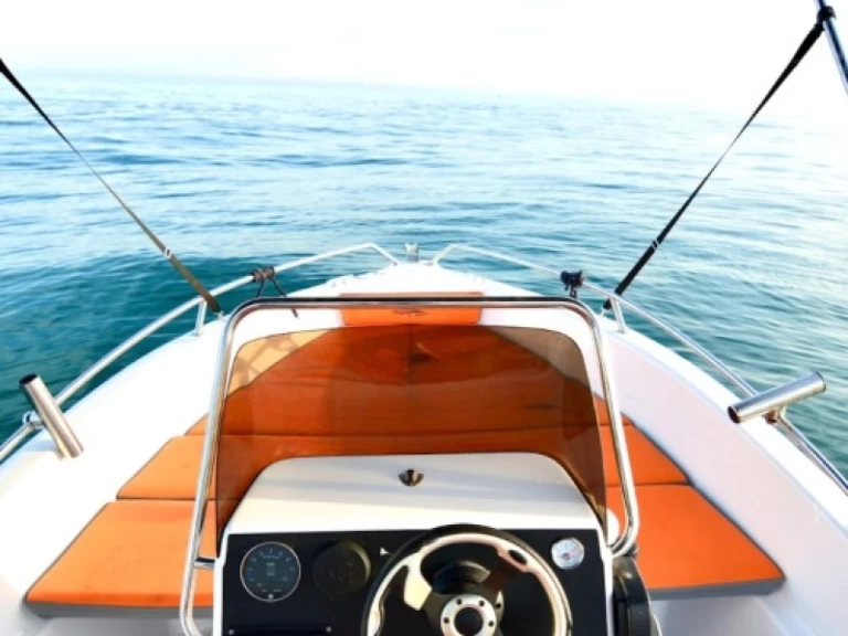 Yacht hire Puerto Deportivo de Lujo en Marbella cheap 500