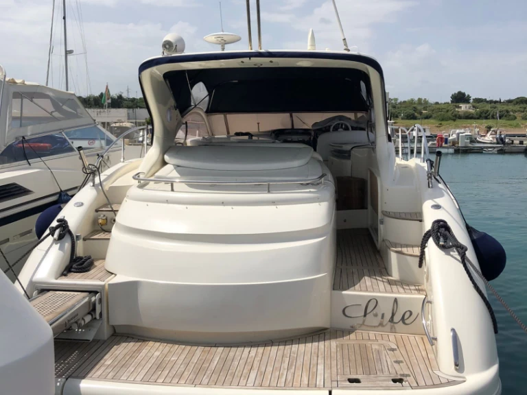 Yacht charter Polignano a Mare - Azimut Atlantis 47 on SamBoat