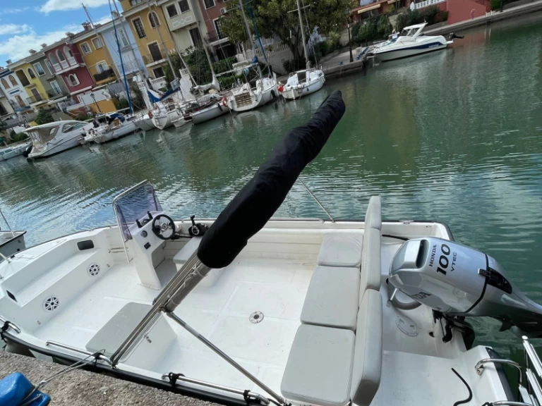 Motorboat to hire Port Saplaya at the best price