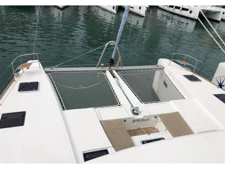 Catamaran to hire Ibiza Town at the best price