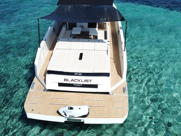 Yacht charter Ibiza Town - De Antonio  D42 Open on SamBoat