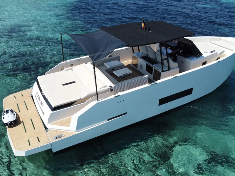 Yacht hire Ibiza Town cheap D42 Open