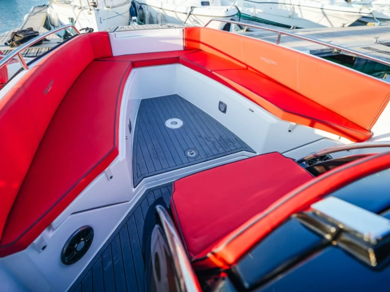 Prua al vento Jaguar 7.0 charter bareboat or skippered in  L'Herbaudière