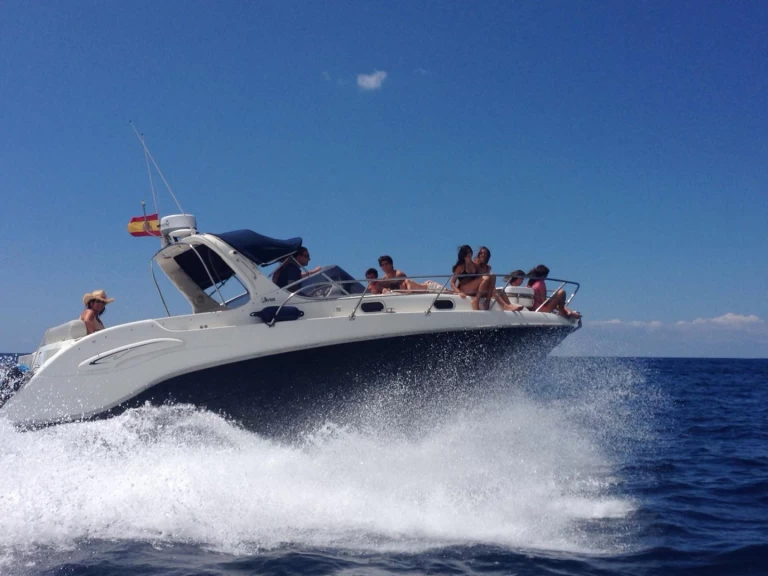 Hire Motorboat Saver with a boat licence