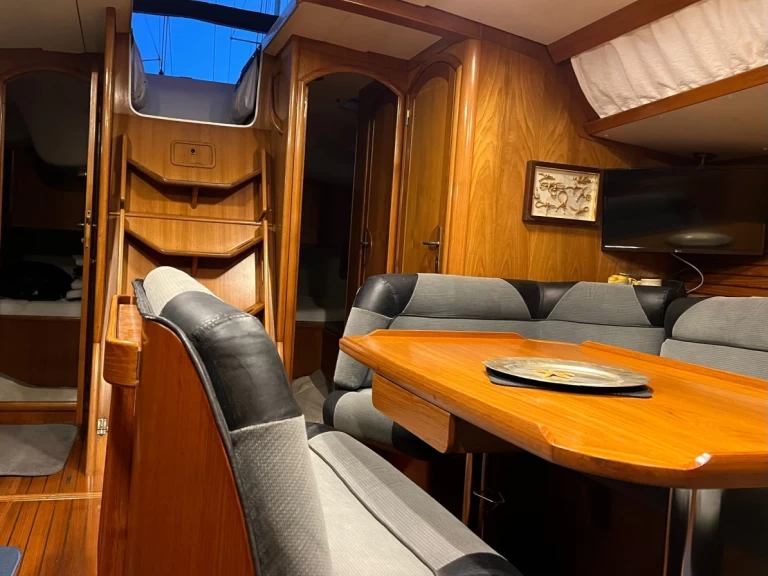 Hire a Jeanneau Sun Rise Trapani