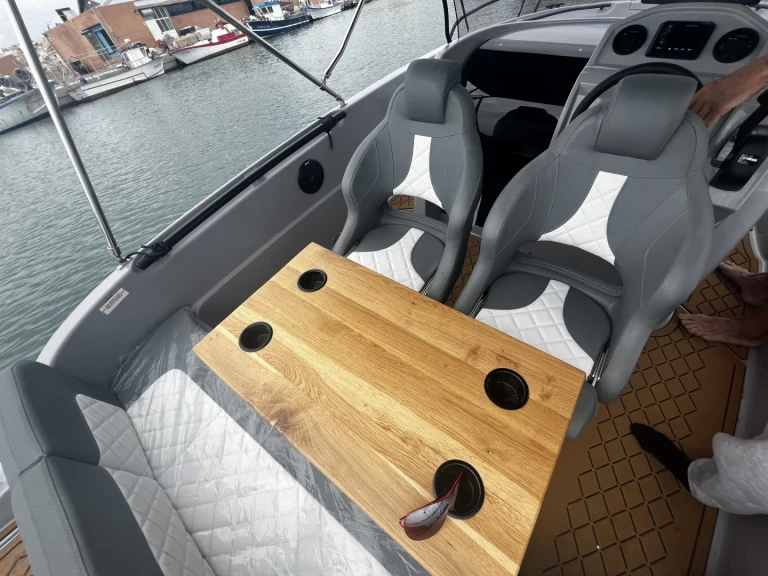 Hire a Aqua24 S7 exclusive Altea