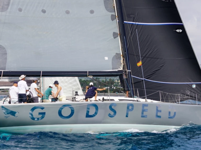 Charter a Farr DK 52 in Puerto Sotogrande on Samboat