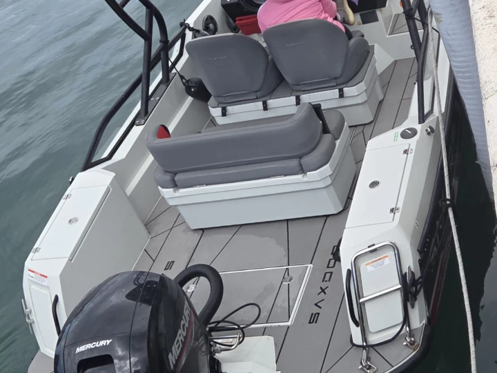 Yacht charter Jadrija - Saxdor Saxdor 200  on SamBoat