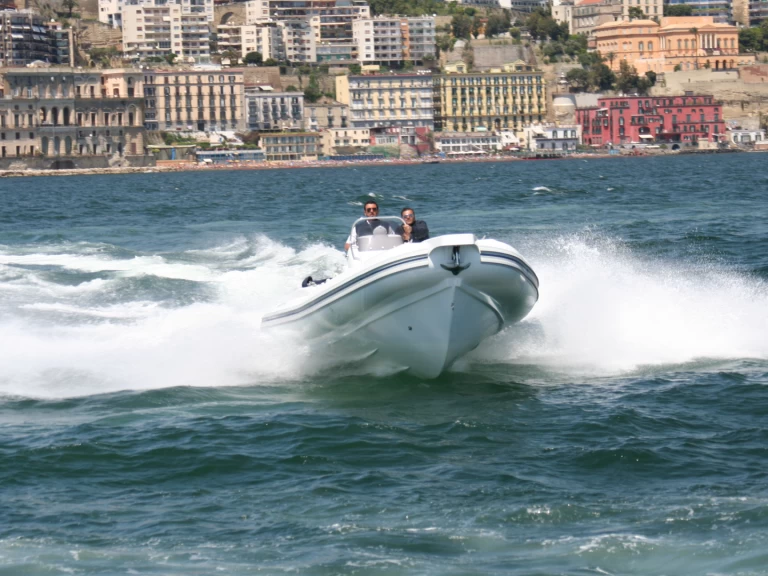 Hire RIB Asso with a boat licence