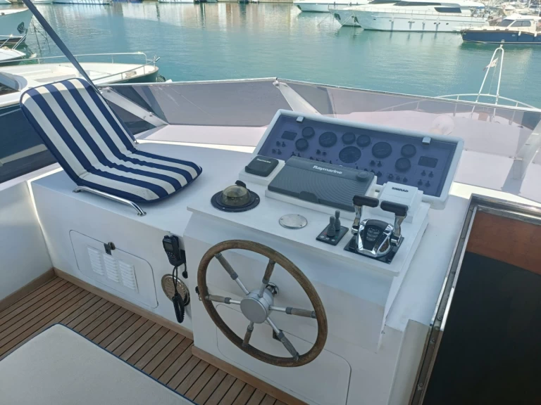 NAVARCANTIERI P20 charter bareboat or skippered in  La Spezia