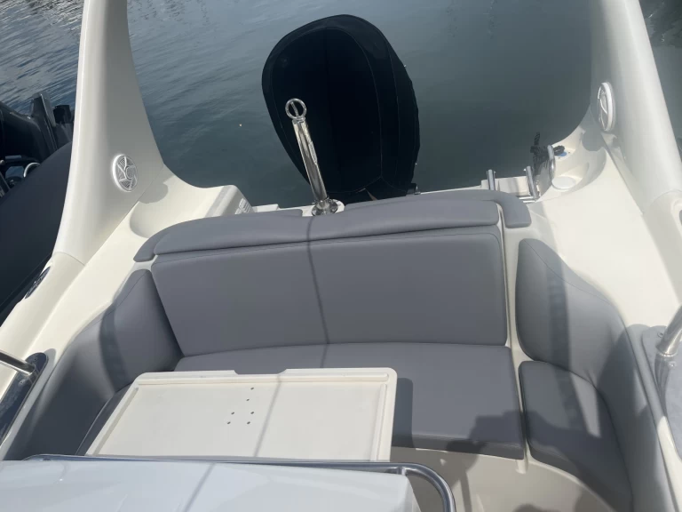 Yacht hire Porto-Vecchio cheap Medline III