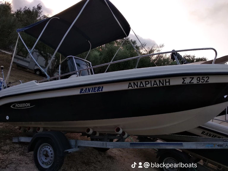 Yacht hire Keri cheap 465