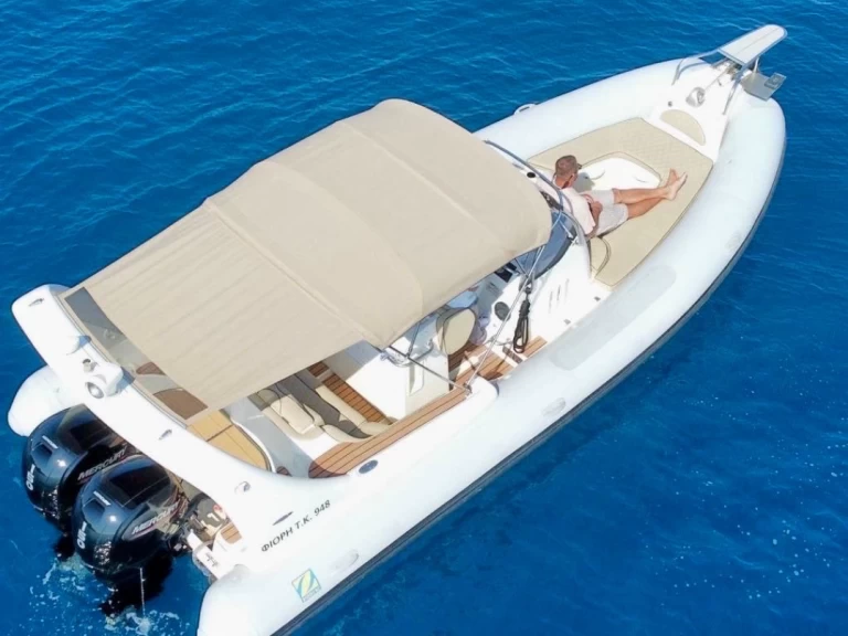 Yacht charter Corfu - Zodiac Medline 3 on SamBoat