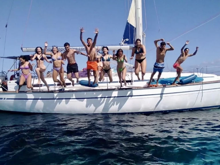 Sailboat to hire Ibiza Town at the best price