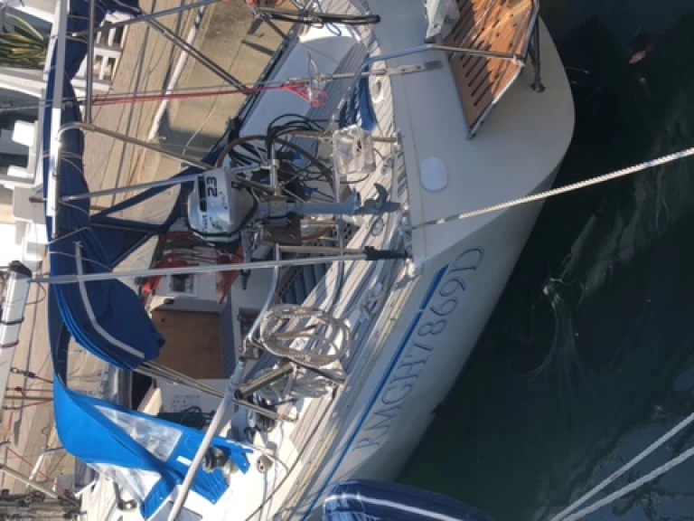 Sailboat to hire Rome (City) at the best price