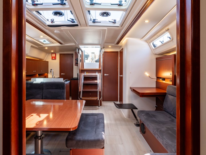 Yacht hire Néa Péramos cheap Hanse 455