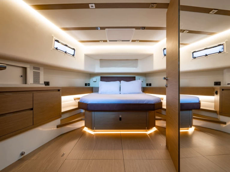 Pardo Yachts FULL POP charter bareboat or skippered in  Miami