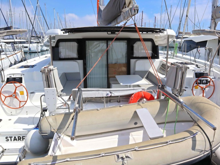 Catamaran to hire Paros (Island) at the best price