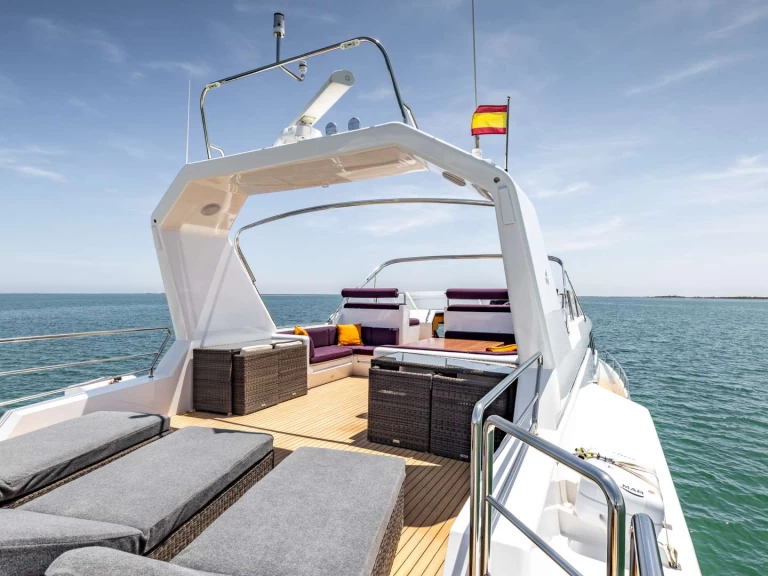 Luxury Yacht hire in Olbia - DE VRIES CAMENA II