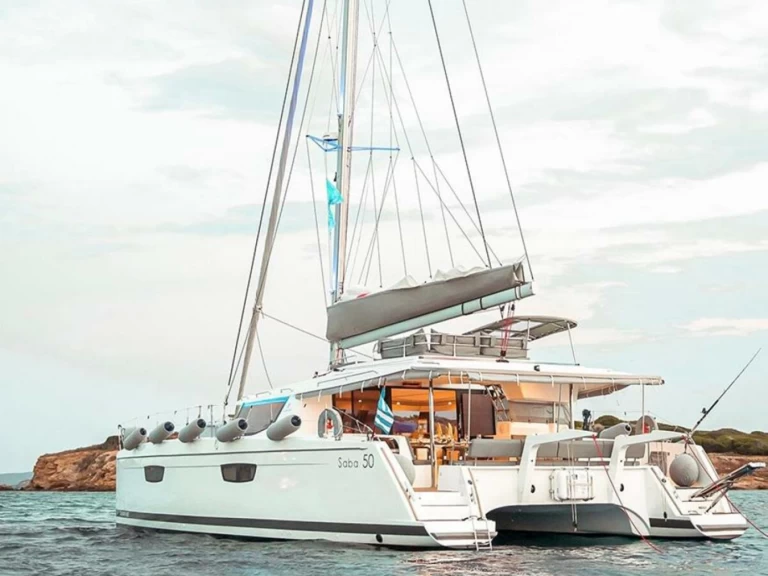 Hire Catamaran with or without skipper Fountaine Pajot La Paz