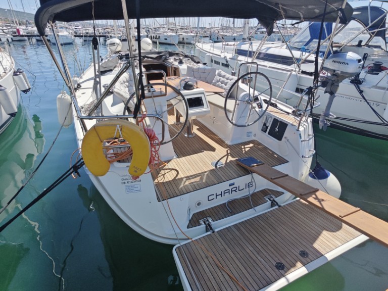 Hire a Bavaria Cruiser 34 Punat