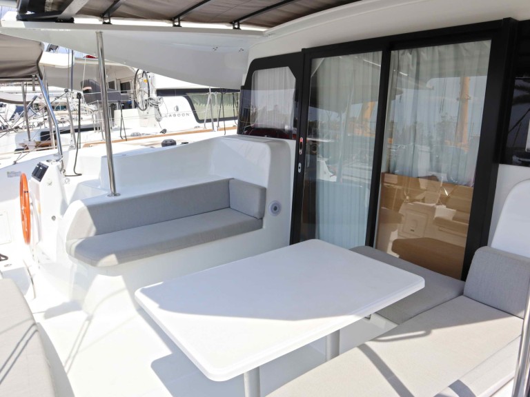 Yacht charter Paros (Island) - Excess Excess 11 on SamBoat
