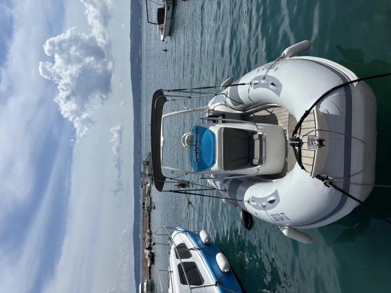 Charter a Rib 600 in Kaštel Novi on Samboat